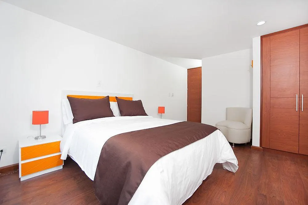 Hotel Castellana 100